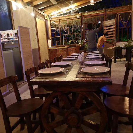 Golhaa View Inn By Tes Thulusdhoo Exterior photo